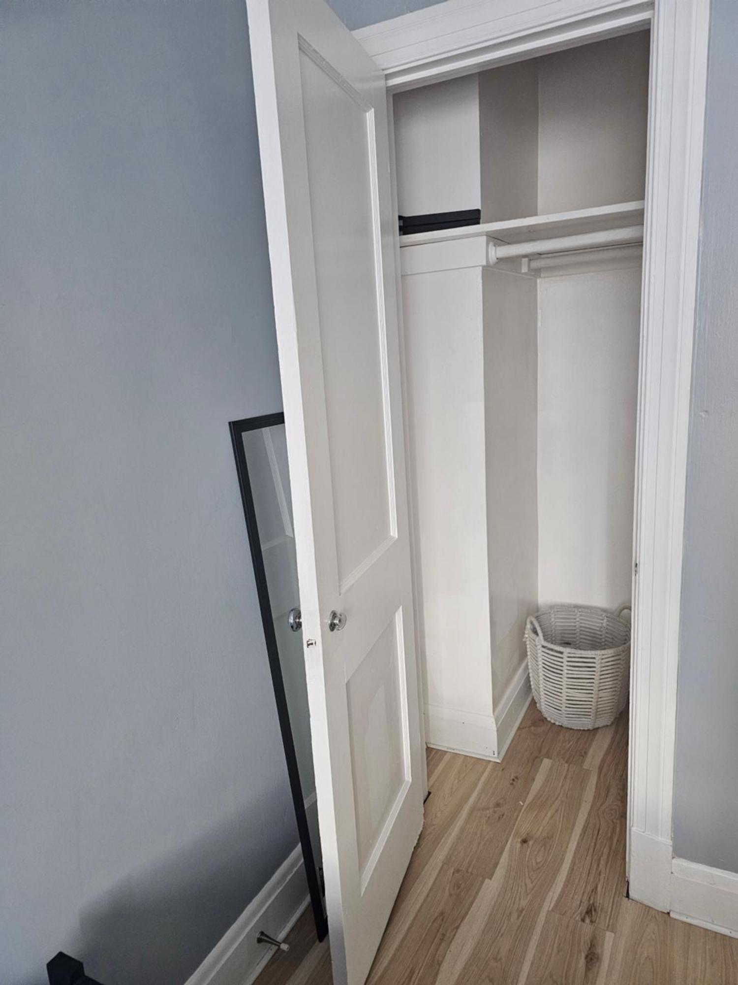 Small Cozy Room, Shared Bathroom 볼티모어 외부 사진